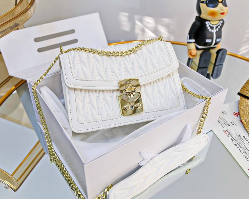 Rep Bags 06YA15898