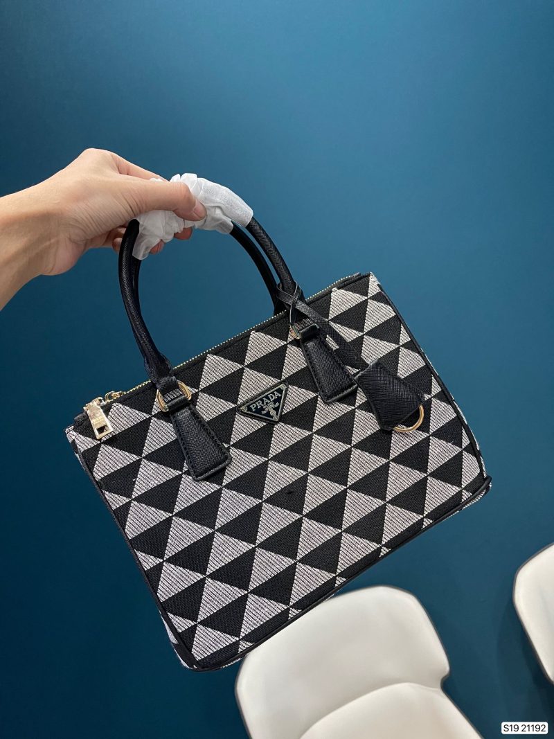 Rep Bags 05YA17192