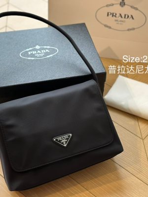 Rep Bags 05YA17890
