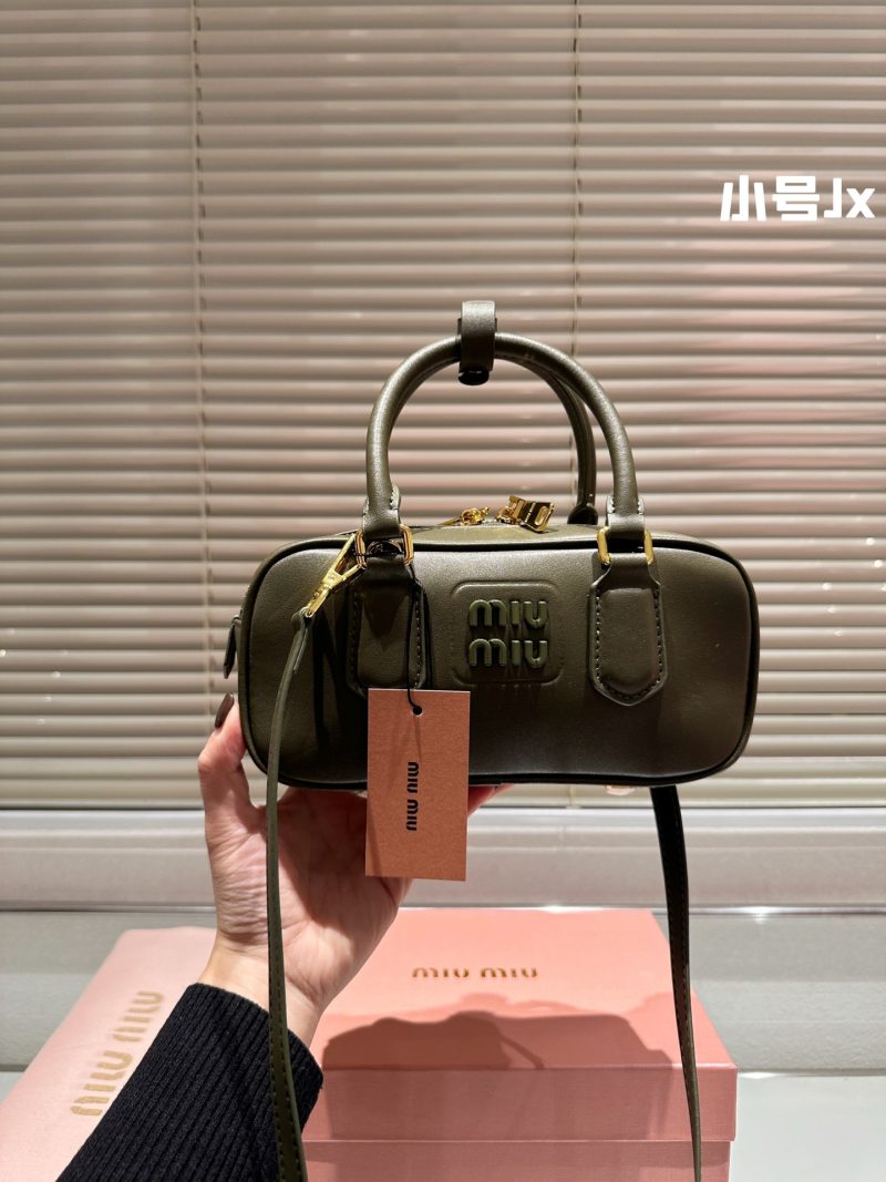 Rep Bags 06YA16777