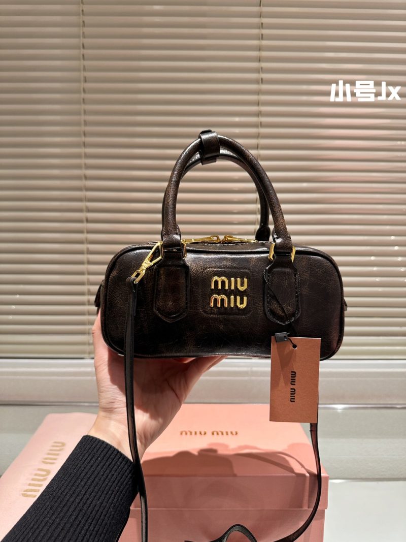 Rep Bags 06YA16777