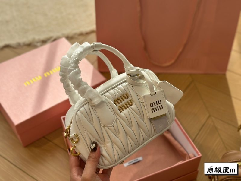 Rep Bags 06YA15775