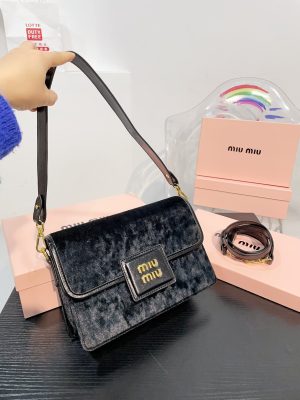 Rep Bags 06YA16627