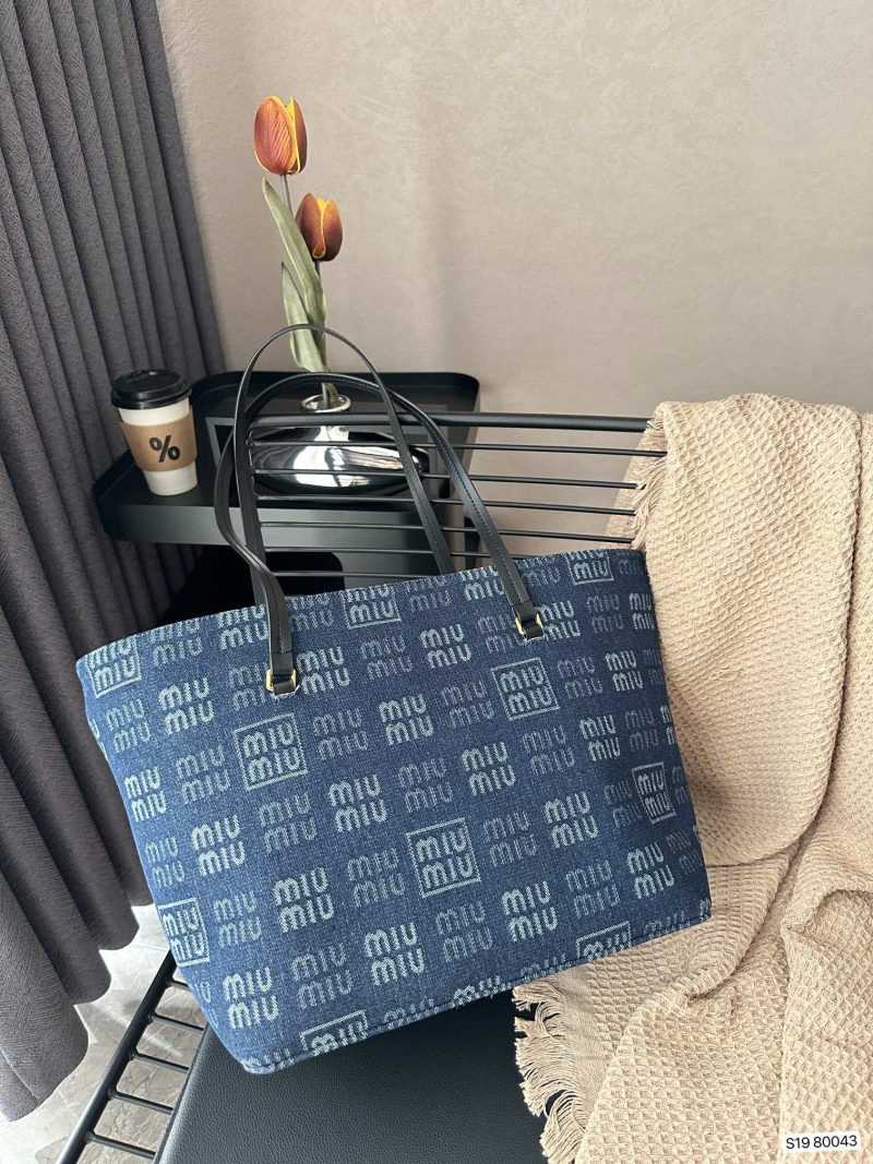 Rep Bags 06YA16511