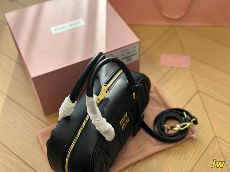 Rep Bags 06YA16461