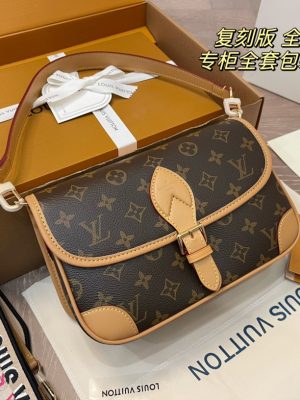 Rep Bags 07YA11886