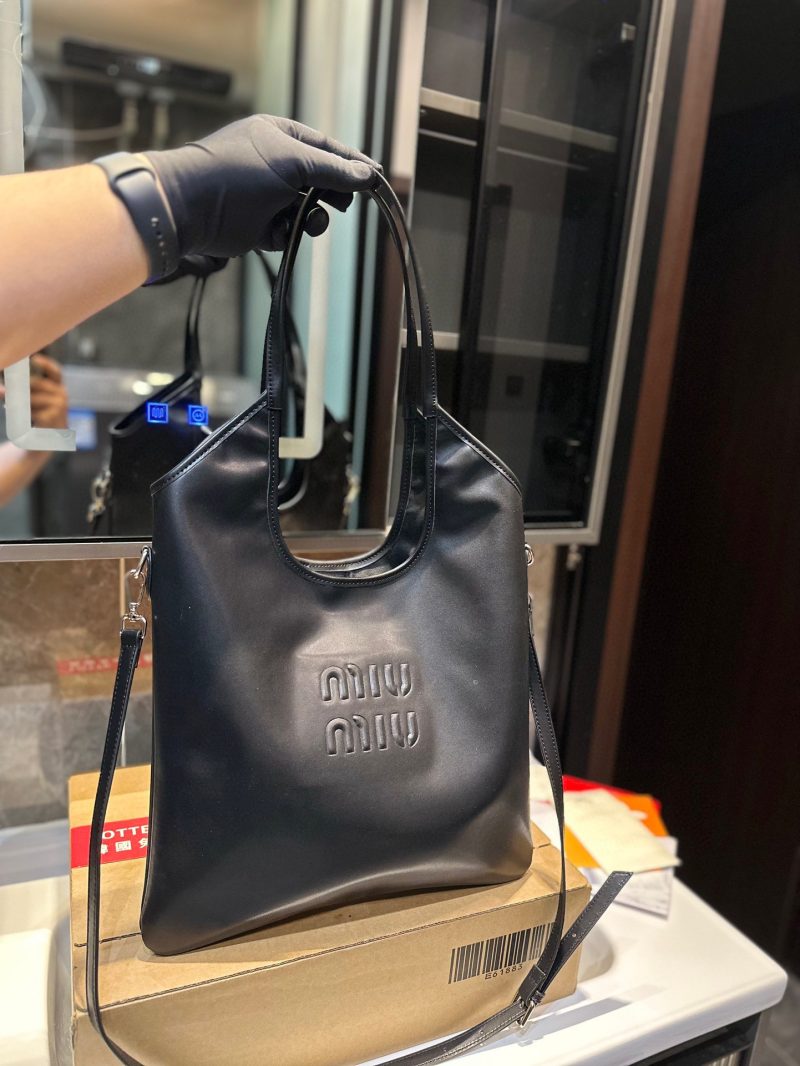 Rep Bags 06YA16682