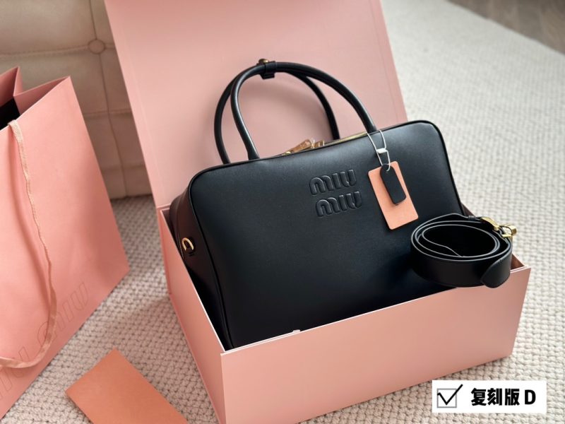 Rep Bags 06YA15725