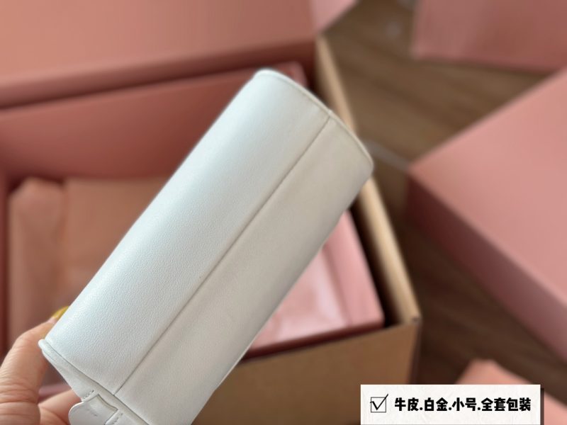 Rep Bags 06YA16602