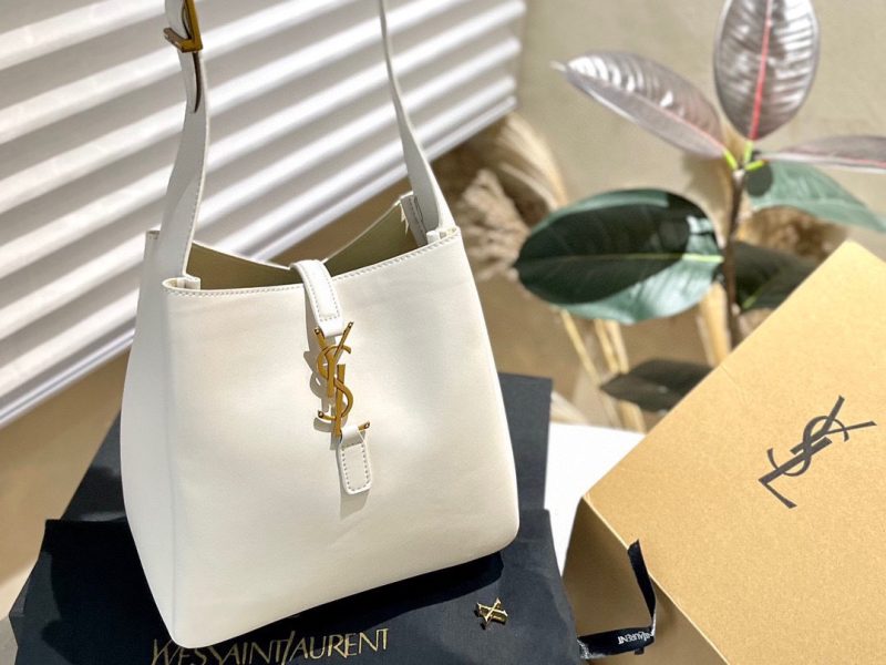 Rep Bags 05YA830