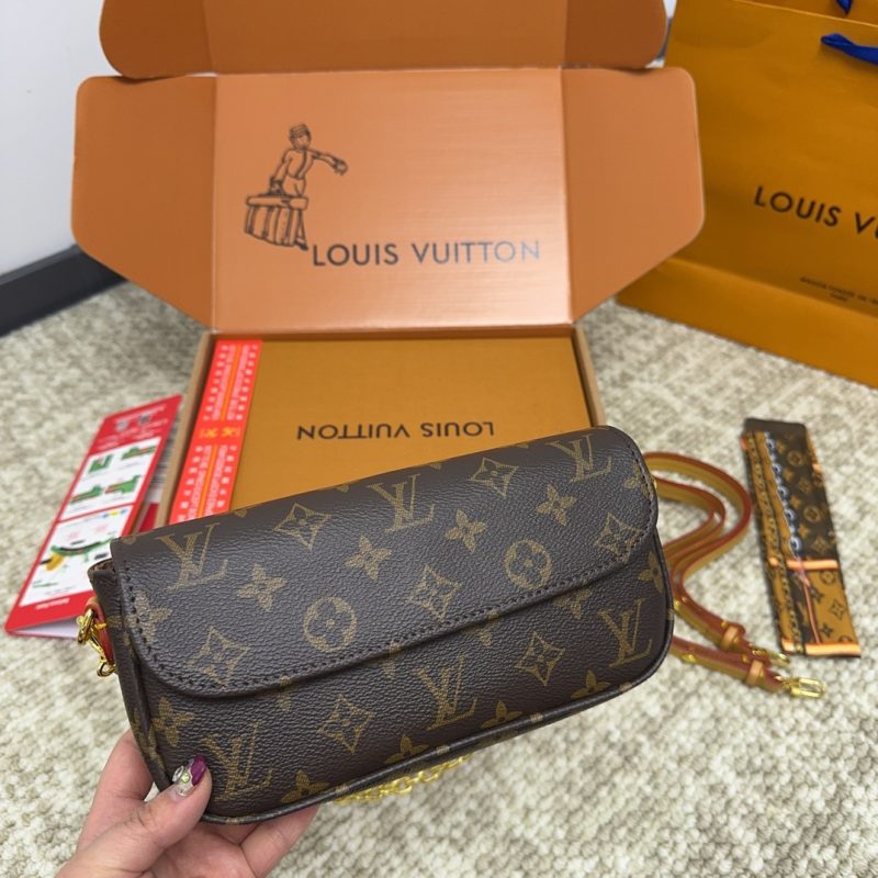 Rep Bags 07YA13527