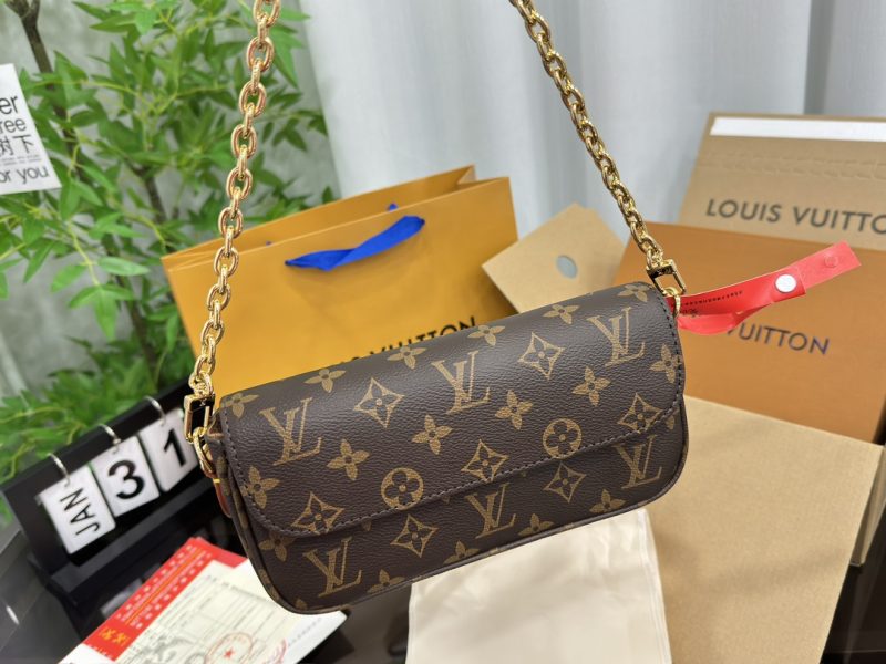 Rep Bags 07YA11657