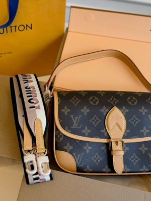 Rep Bags 07YA12184