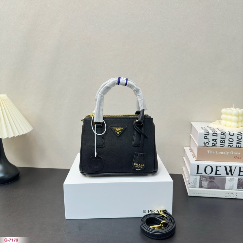 Rep Bags 05YA16962