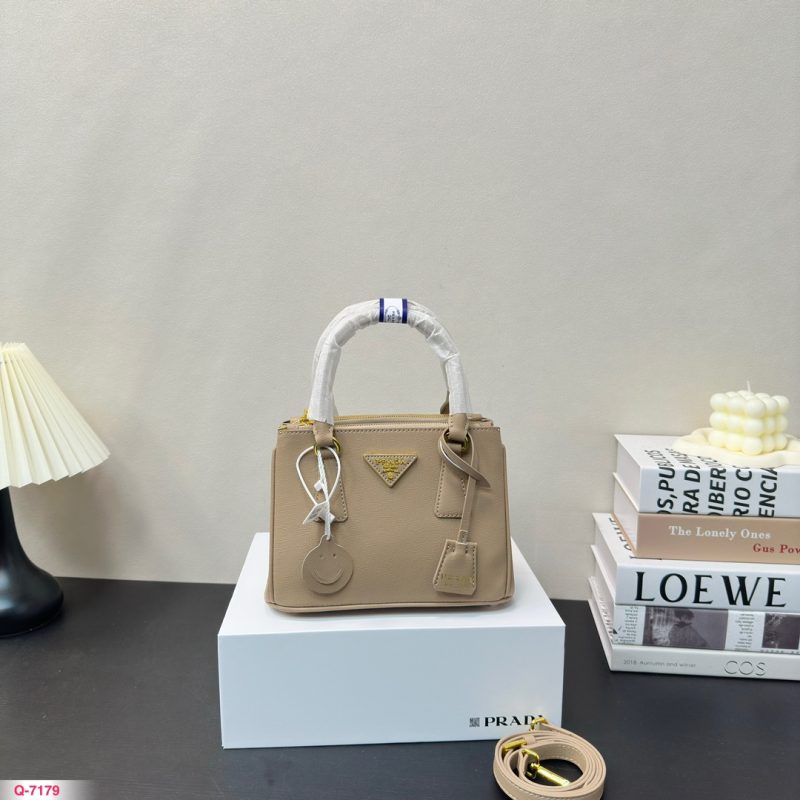 Rep Bags 05YA16962