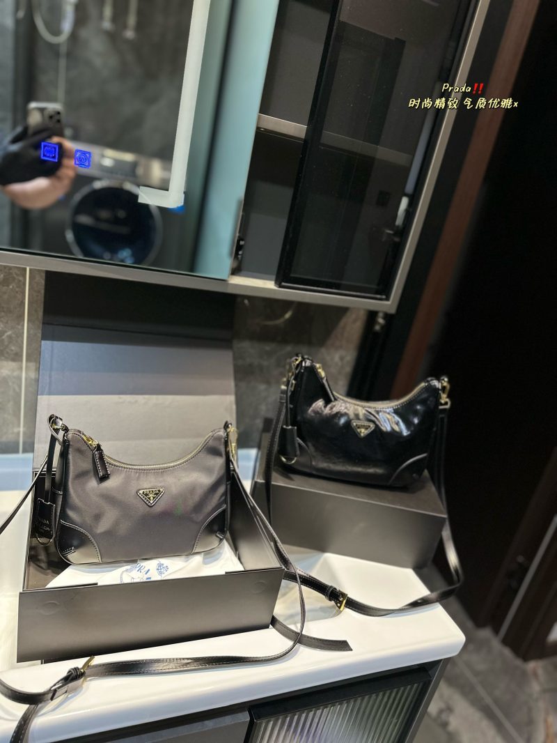 Rep Bags 05YA18900