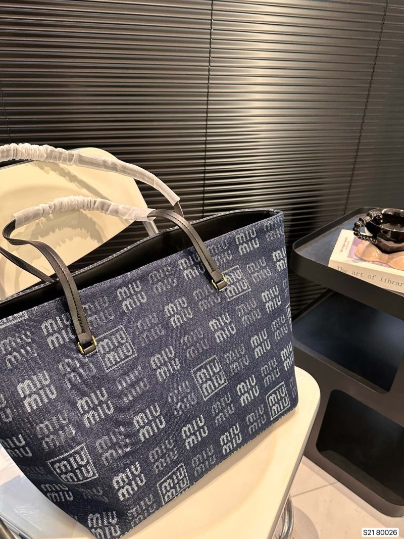 Rep Bags 06YA16529