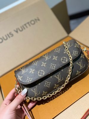 Rep Bags 07YA12647