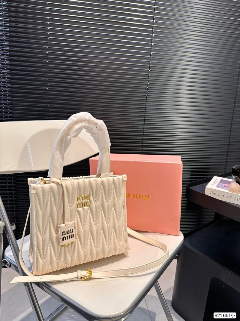 Rep Bags 06YA16531