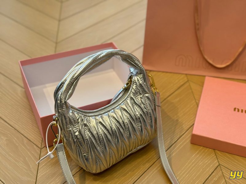 Rep Bags 06YA16479