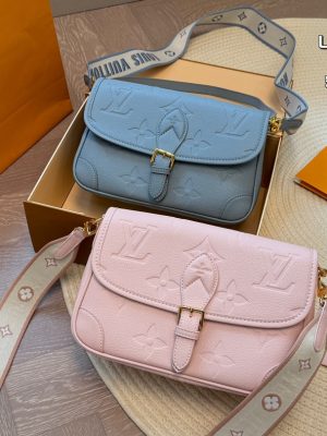 Rep Bags 07YA11982