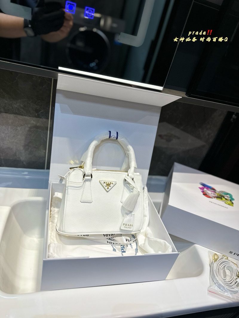 Rep Bags 05YA18921