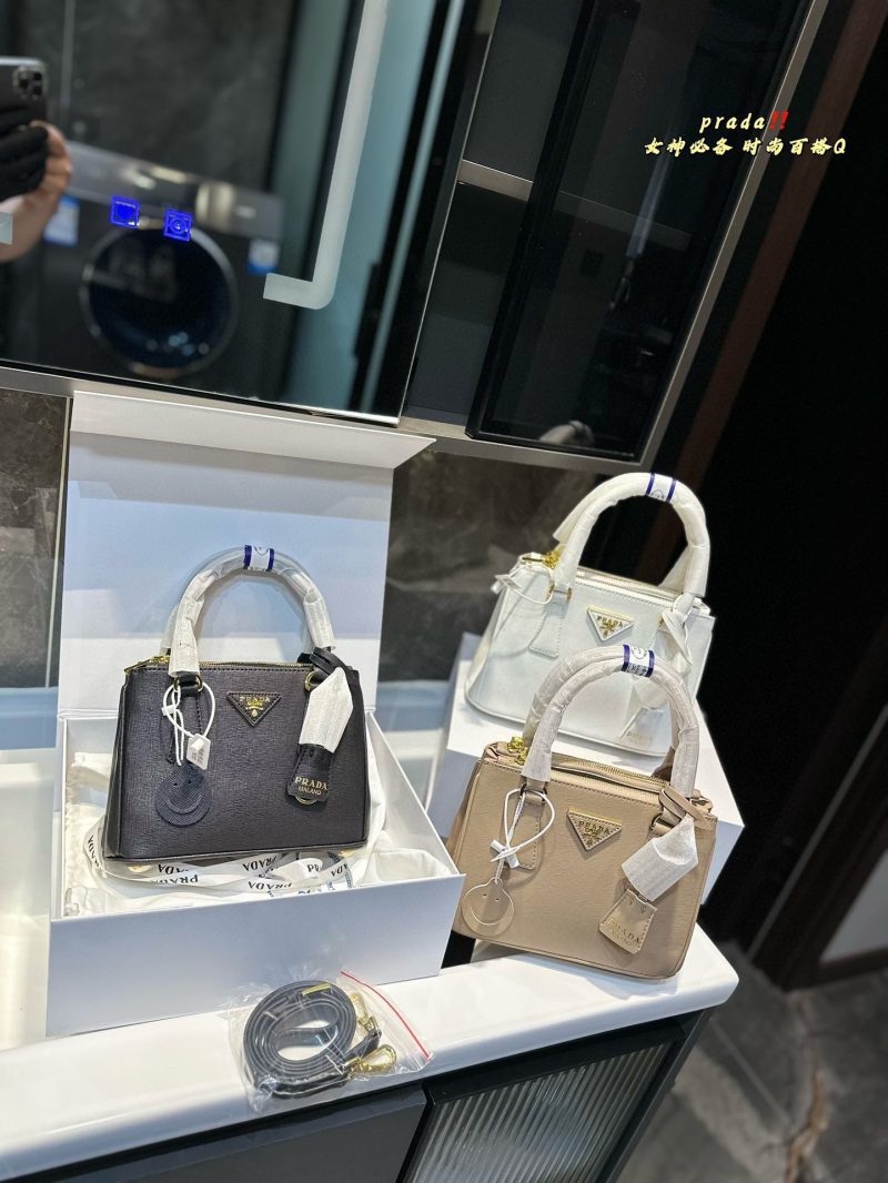 Rep Bags 05YA18921