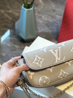 Rep Bags 07YA13377