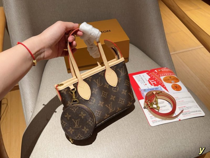 Rep Bags 07YA11592