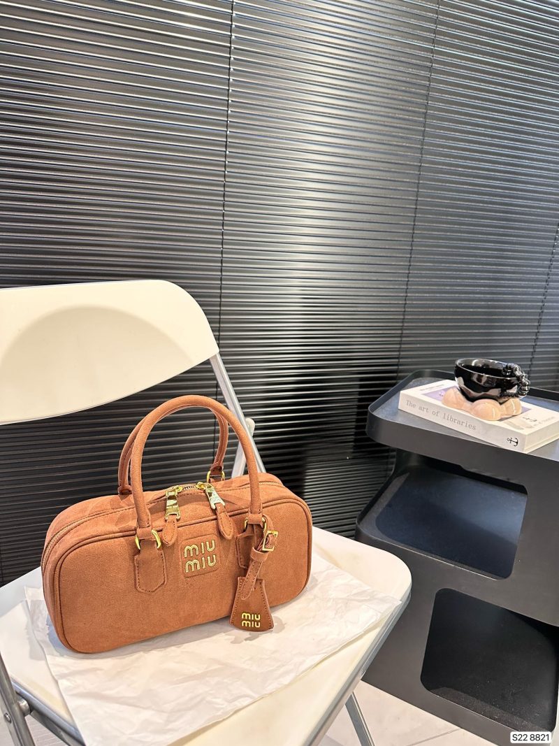 Rep Bags 06YA16547
