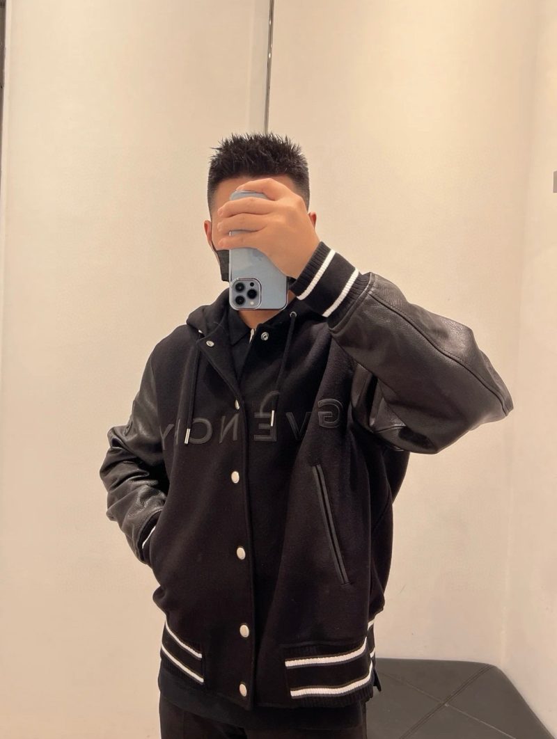 Réplique de vêtements Givenchy 01RA469