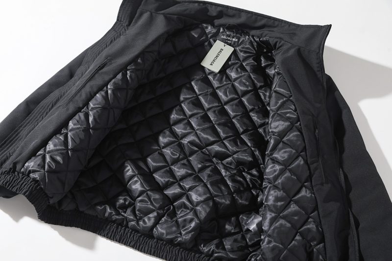 Réplique de vêtements Balenciaga 01RA884