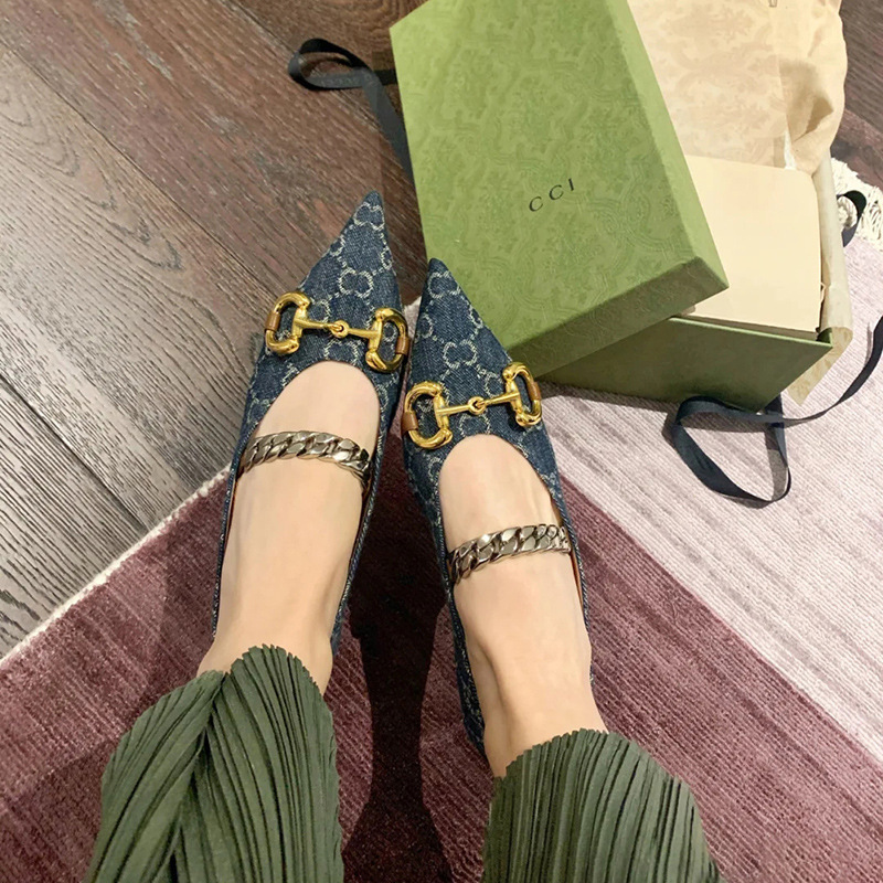 AAAA Replica Gucci Frauen Shallow Pointed Toe Mode flache Schuhe