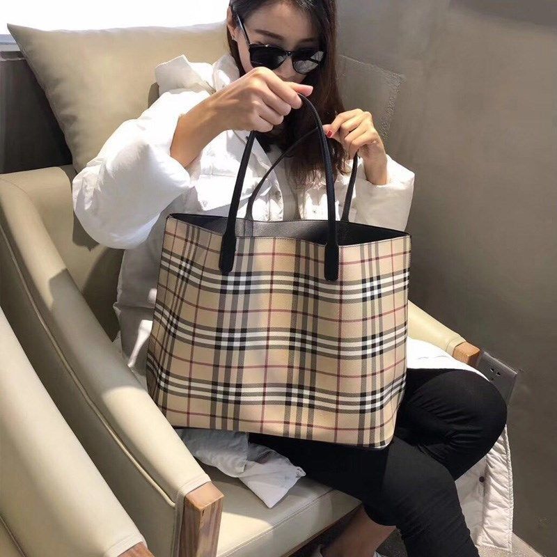 Replica Designer Burberry Retro Khaki Plaid Tote Bag