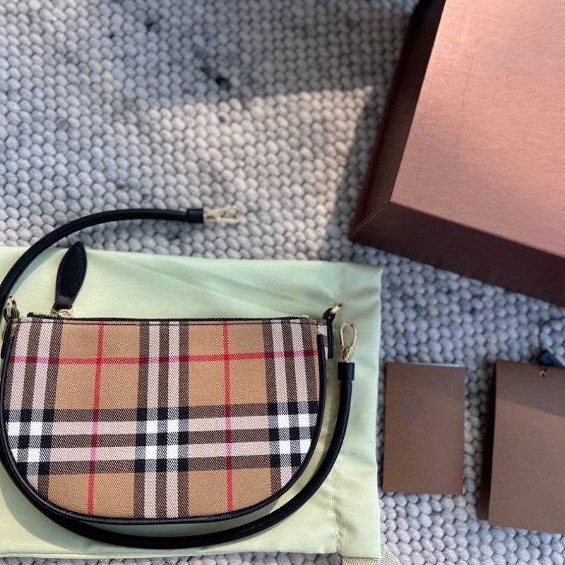 Replica Designer Burberry Shoulder Bag