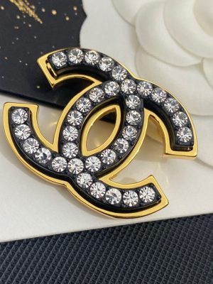 Replica Designer Chanel Fashion Coat Scarf Brooch