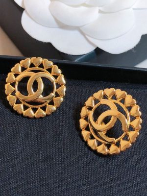 Replica Designer Chanel Fashion Cutout Round Letter Earrings
