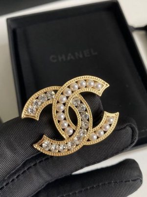 Replica Designer Chanel Fashion Faux Pearl Brooch