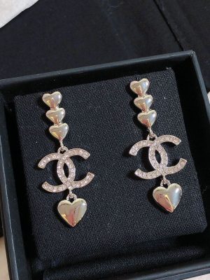 Replica Designer Chanel Fashion Heart Stud Earrings