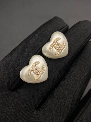 Replica Designer Chanel Fashion Heart Stud Earrings