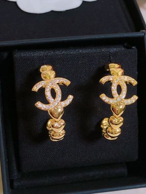 Replica Designer Chanel Fashion Rhinestone Heart Earrings