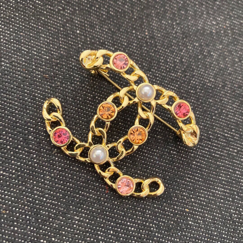 Replica Designer Chanel Fashion Rhinestone Letter Brooch