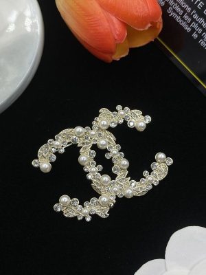 Replica Designer Chanel Fashion Rhinestone Pearl Brooch