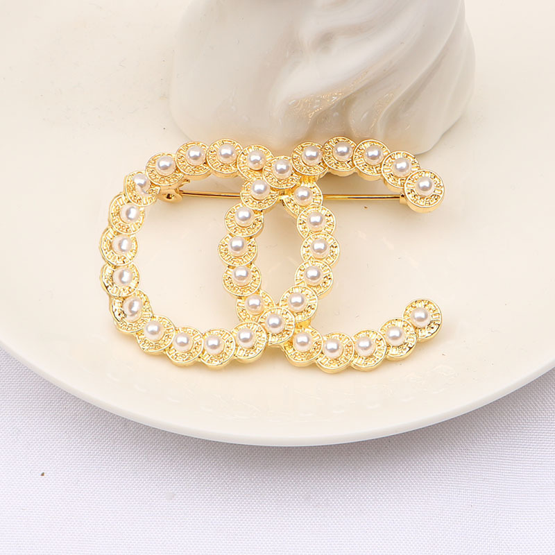 Replica Designer Chanel Fashion Simple Pearl Brooches