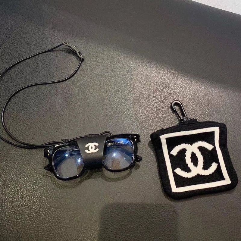 Replica Designer Chanel Leather Non-Slip Portable Simple Double C Sunglasses Lanyard