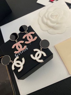 Replica Designer Chanel Simple Drop Oil Alphabet Earrings