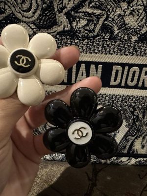 Replica Designer Chanel Vintage Sunflower Brooch