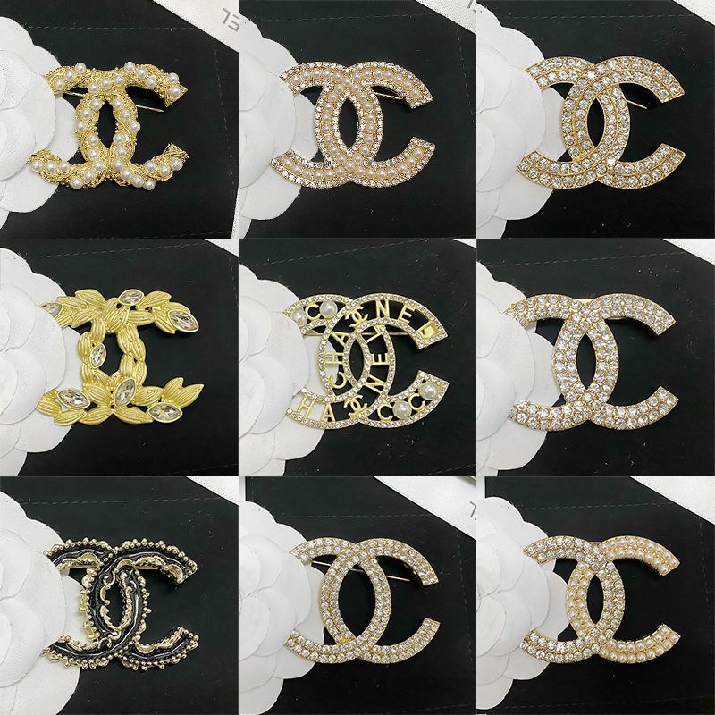 Replica Designer Chanel Women All-Match Double C Pearl Rhinestone Brooch