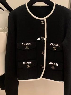 Replica Designer Chanel Women Fashion Metal Buckle Contrast Color Knitted Cardigan