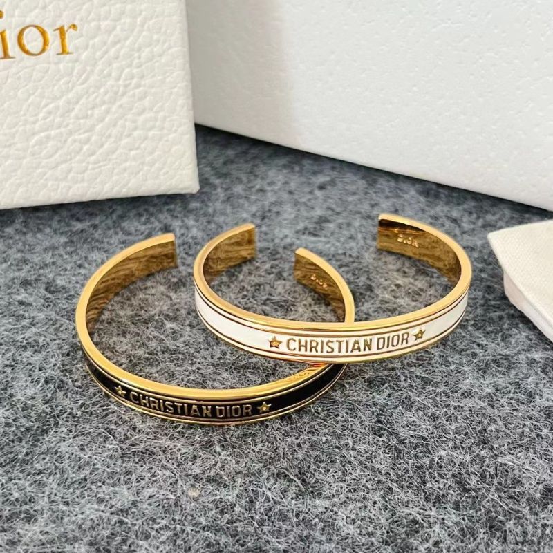 Replica Designer Dior Alphabet Cuff Bracelet